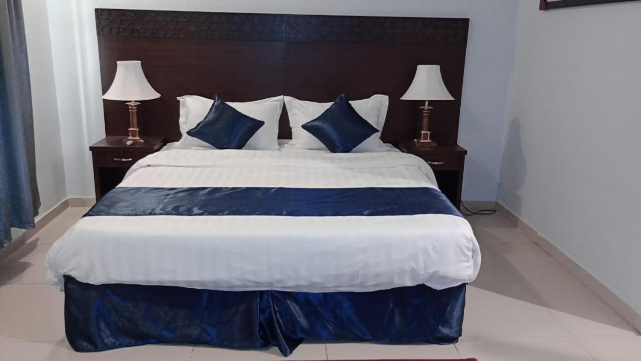 In Taibah Aparthotel Medina Buitenkant foto